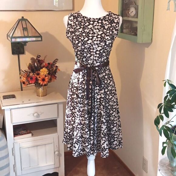 Haani Soft Knit Dress - Picture 1 of 12